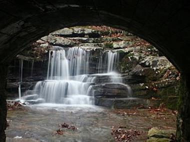 Hardy Falls