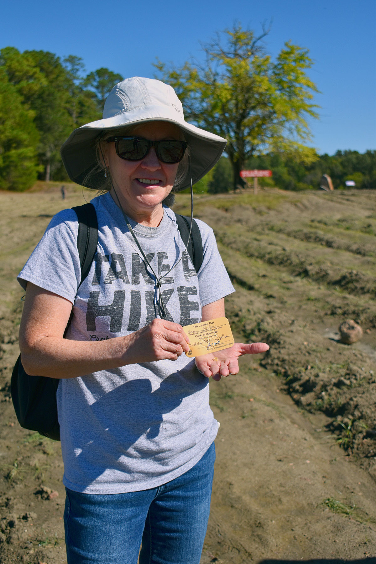 Noreen Wredberg holding her diamond