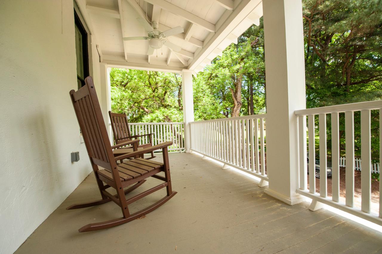 Jailhouse Bed and Breakfast at Historic Washington State Park porch 
