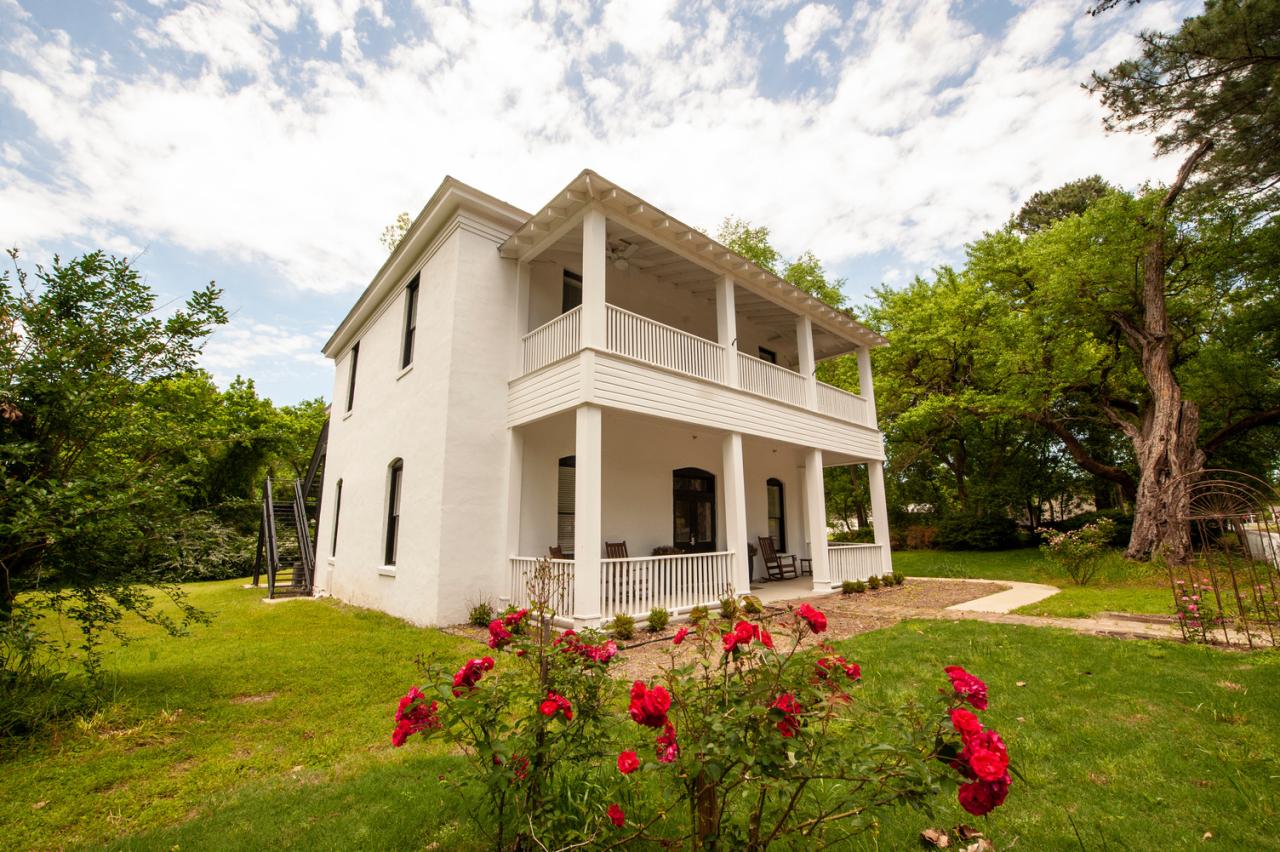 Jailhouse Bed And Breakfast At Historic Washington State Park Arkansas State Parks