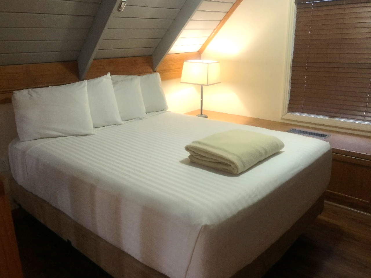 A view of the loft bedroom at Cabin 7 at Mount Nebo State Park