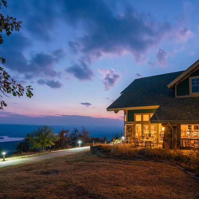 Mount Magazine Lodge