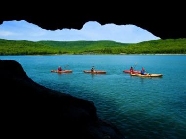 kayaking at lake fort smith state park