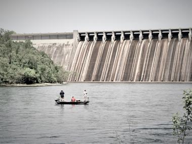 Fishing at Bull Shoals-White River State Park