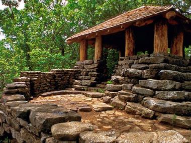 Devil's Den State Park