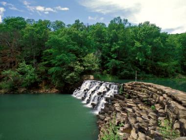 Picture of Dam at Devil's Den State Park