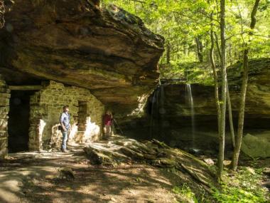 Moonshine Cave at Devil's Den State Park