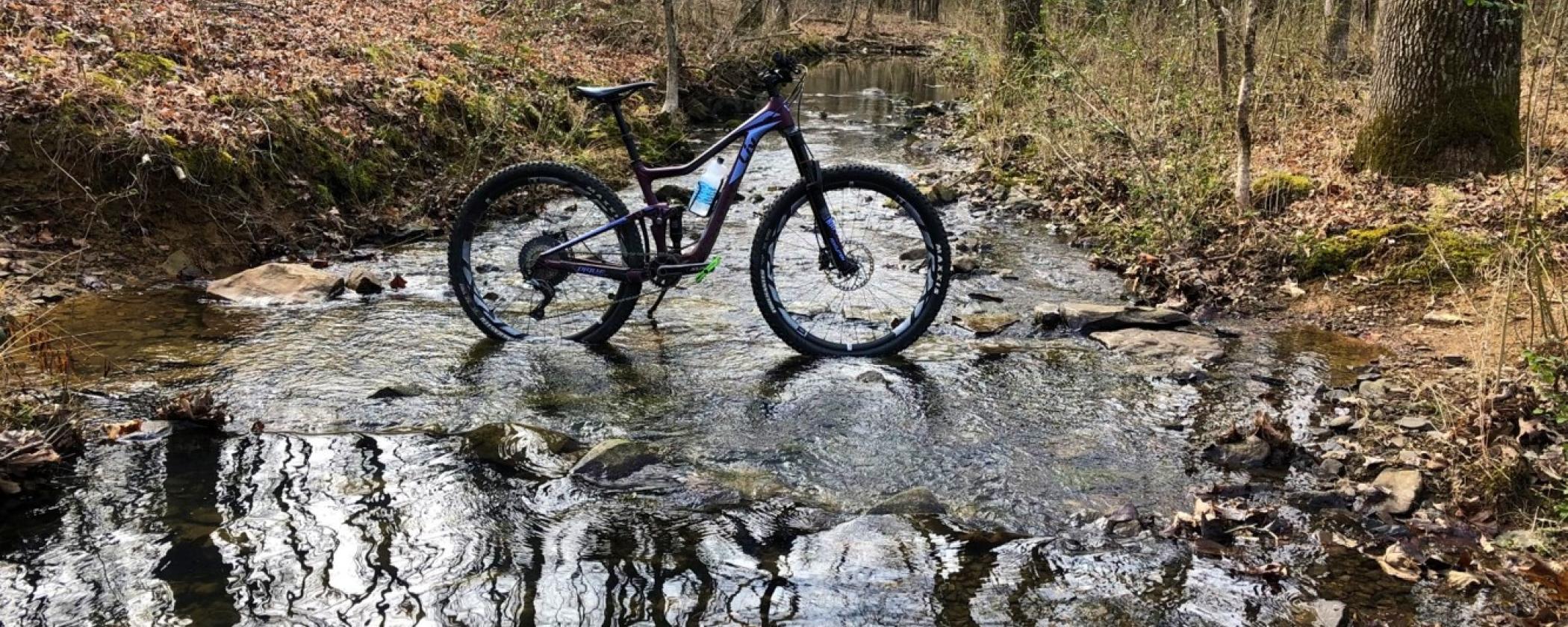 Enders Fault Trail at Woolly Hollow Sate Park