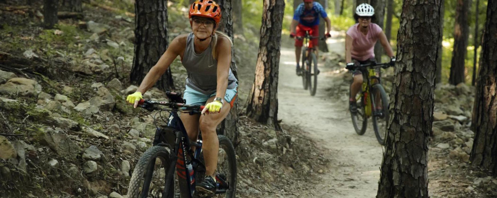 Mountain biking the Monument Trails at Pinnacle Mountain State Park