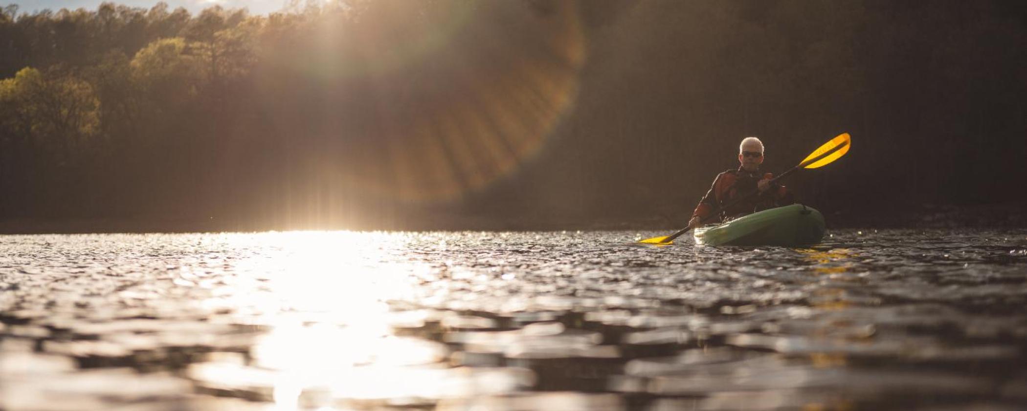 paddling along the lake at Hobbs