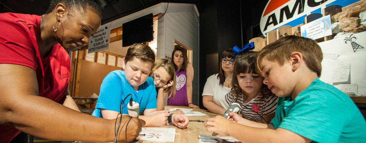 Arkansas Museum Of Natural Resources	