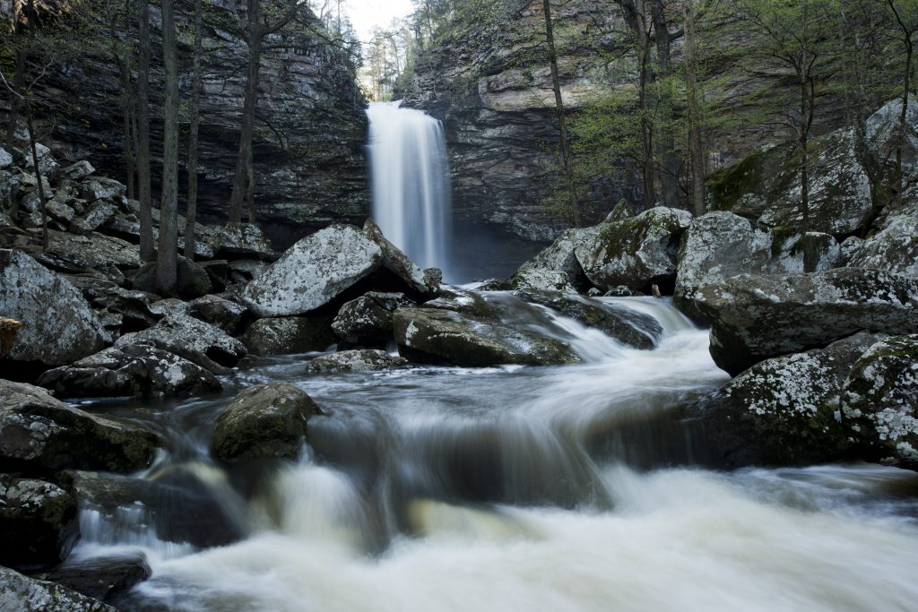 cedar falls petit jean state park