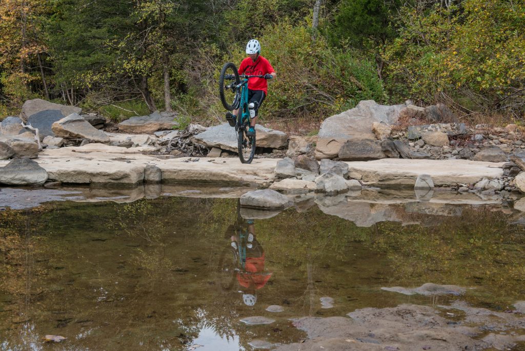 fossil flats mountain biking devil's den state park