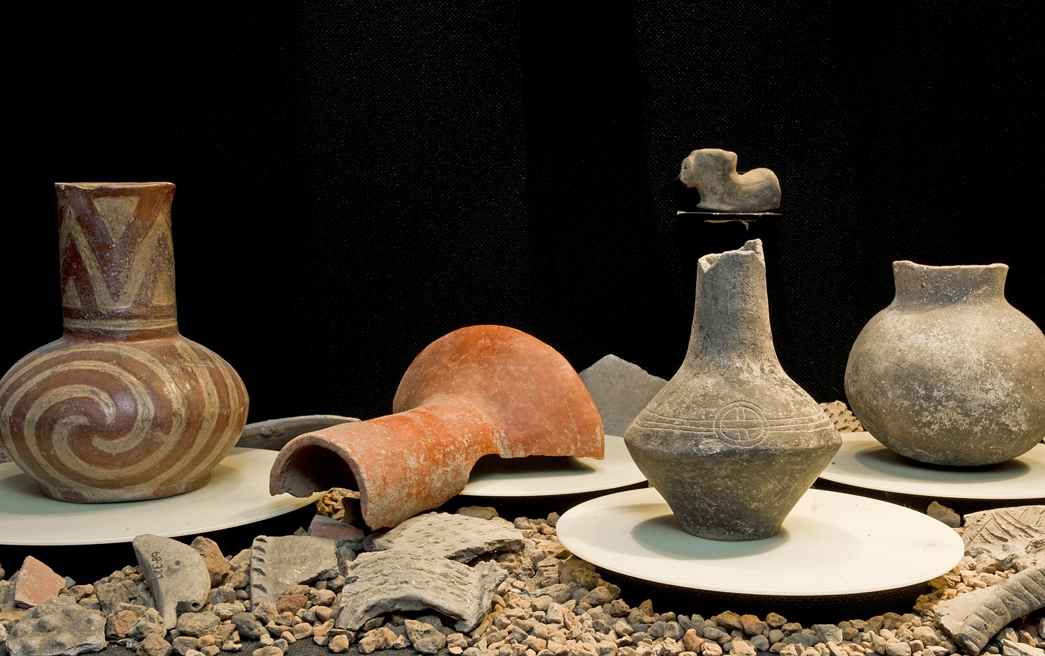 Who doesn't like some good pottery?